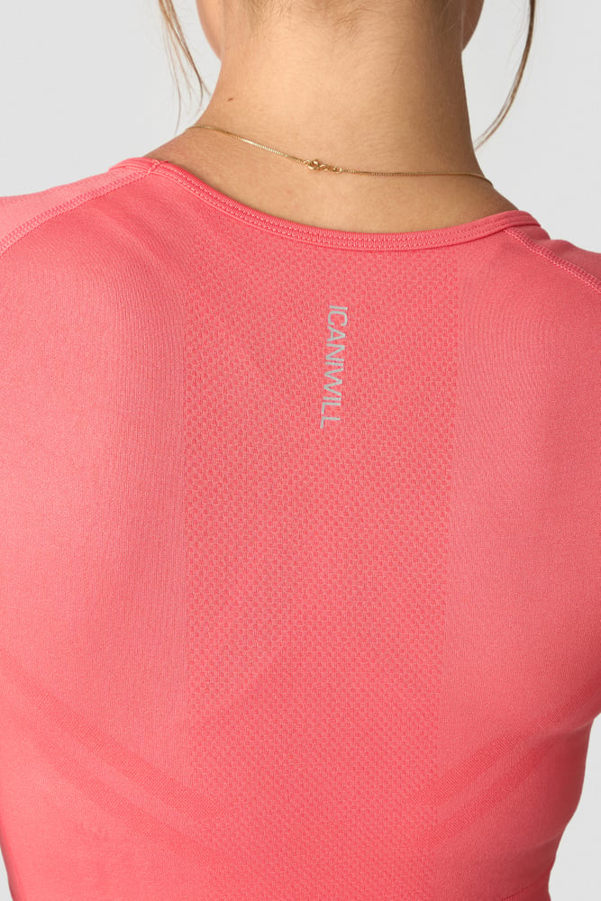 define seamless cropped t-shirt coral