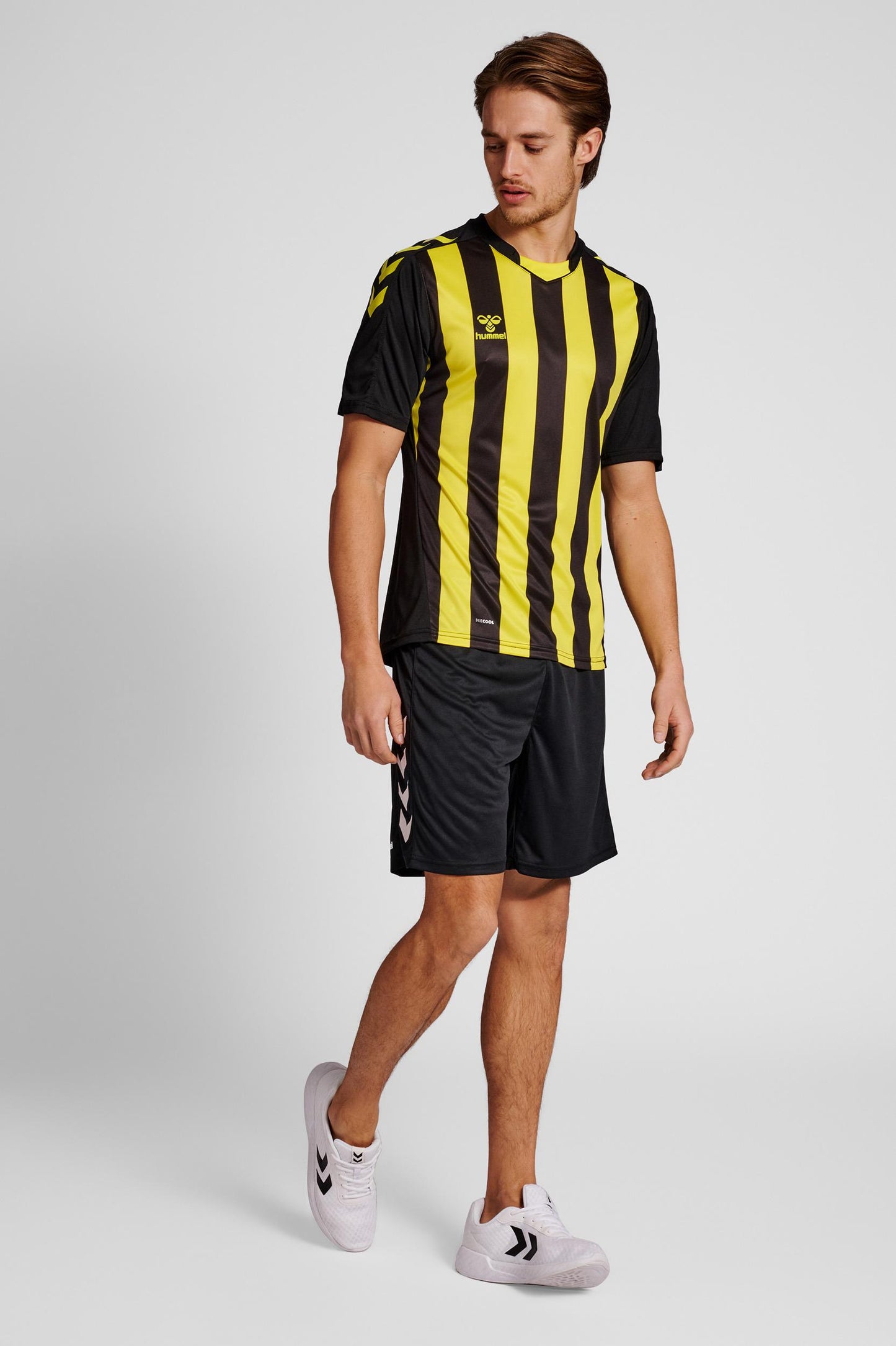 HUMMEL - Hmlcore Xk Striped Jersey S/s - Black/blazing Yellow