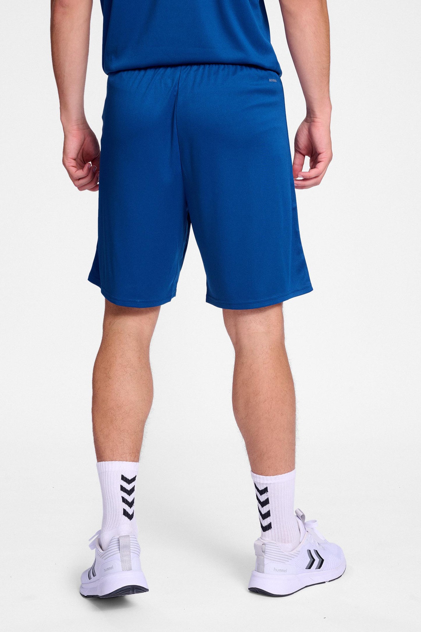 HUMMEL - Hmlessential Shorts - True Blue