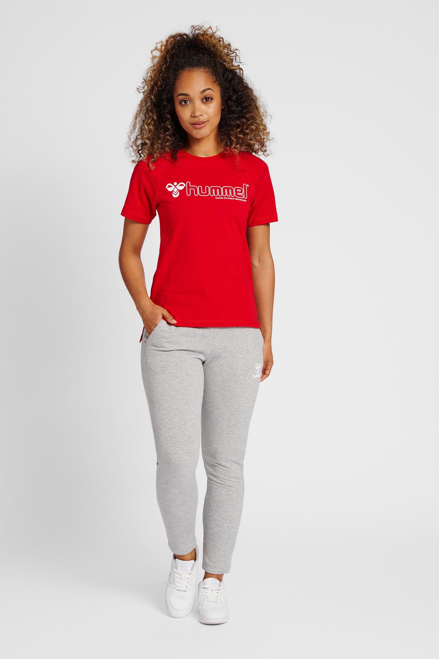 HUMMEL - Hmlnoni 2.0 T-shirt - Barbados Cherry