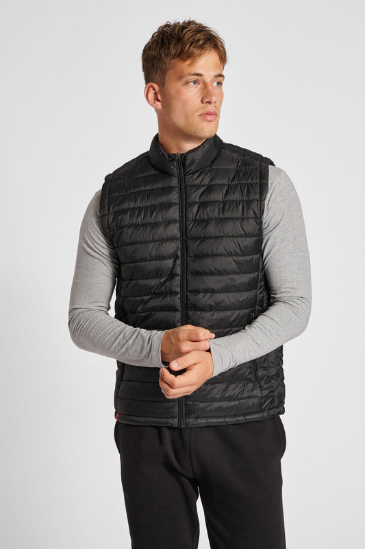 HUMMEL - Hmlred Quilted Waistcoat - Black