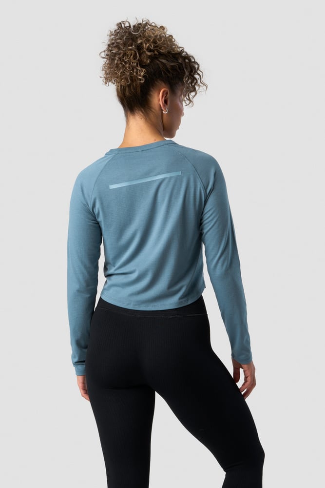 stride cropped long sleeve wmn steel blue